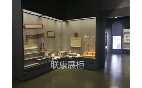 解碼博物館展柜設(shè)計(jì)的六大核心科技要素